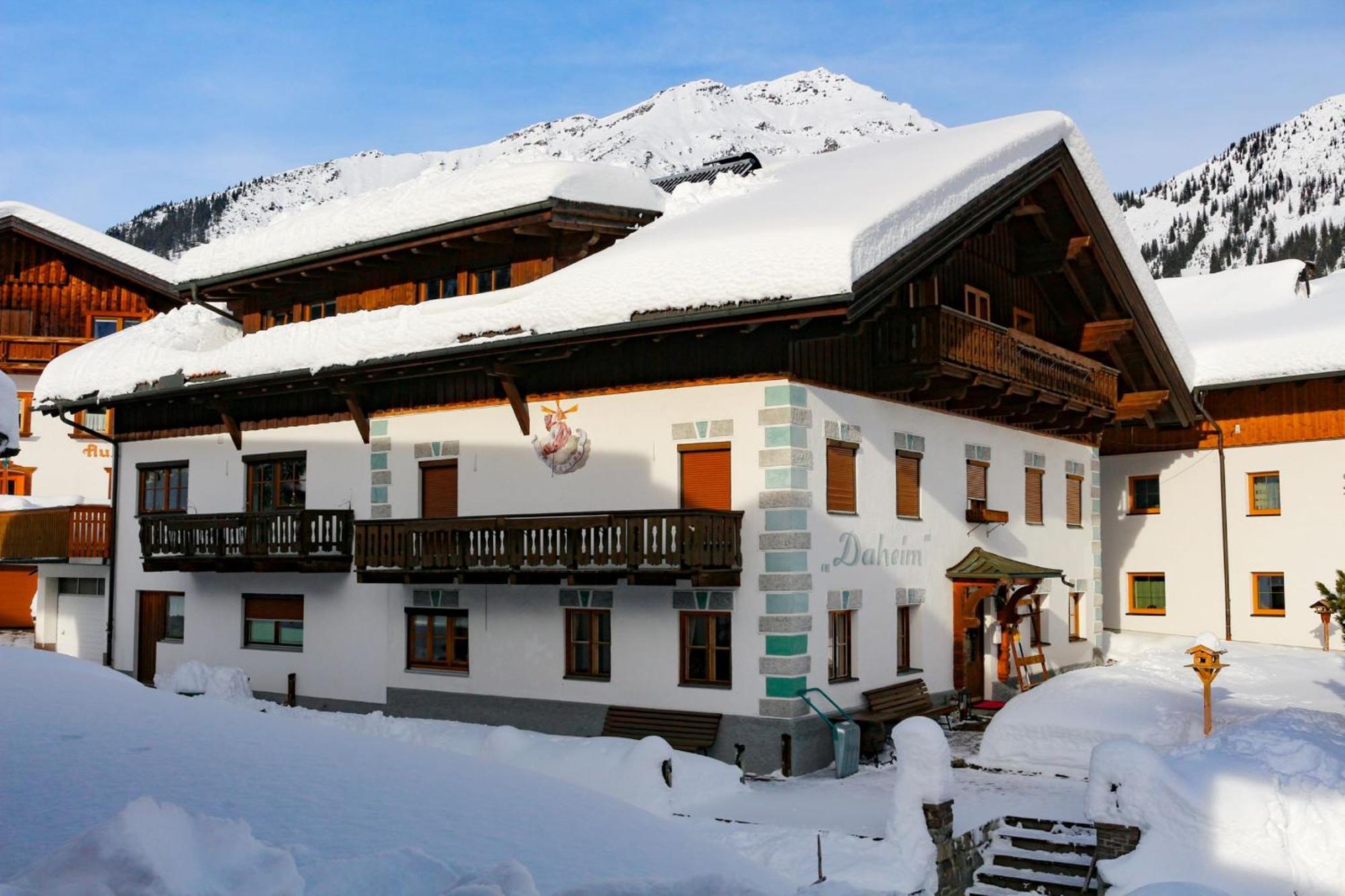 バーワング Haus Daheim Bed & Breakfast エクステリア 写真